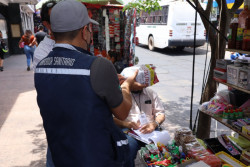 Coepriss realiza operativo para retirar cigarros de venta individual