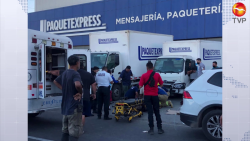 Camioneta arrolla a ciclista y motociclista