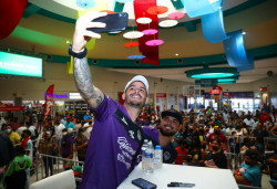 Mazatlán FC y Banda El Recodo firman autógrafos