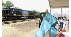 AMLO sostiene que Tren Maya concluirá a fines de 2023 pese a amparos