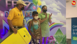 P.C. reconoce a niño que salvó a  mujer de morir ahogada
