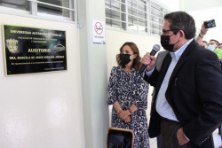 Reconoce la UAS trayectoria de la doctora Marcela Vergara