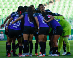 Las Cañoneras rompen filas