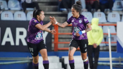 Pachuca Femenil derrota al América en la ida