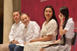 Gobernador Alfonso Durazo llama a estudiantes a prepararse para transformar Sonora