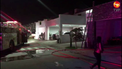¡Fue por el boiler! Se prende fuego en casa en Haciendo del Seminario