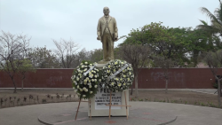 Conmemoran natalicio de Genaro Estrada
