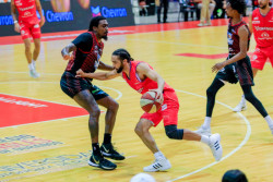Venados Basketball se mantiene con vida