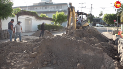 Tome sus precauciones, la calle de los conejos en Lomas de Mazatlán está cerrada