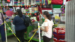 Papeleros solicitan equidad en el Programa de Útiles y Uniformes Escolares