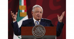 López Obrador acusa a judíos opositores de "hitlerismo"