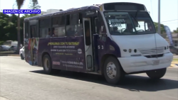 Se multa a camioneros por no traer cubre bocas y pasar el aforo permitido