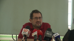 Senador de MORENA desvía tema de conferencia y dice que no hace proselitismo
