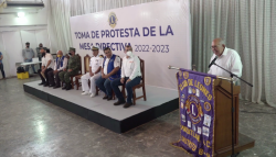 Toma protesta mesa directiva de Club de Leones Mazatlán