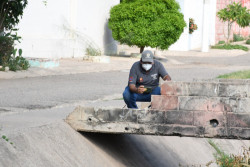 Sigue el Ayuntamiento de Culiacán revisando las condiciones de arroyos y drenes