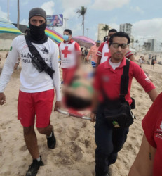 Atienden Salvavidas Municipales a 2 bañistas lesionados