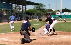 JAPAC toma ventaja en la serie final al vencer 4-3 a Yankees
