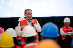 Inaugura gobernador Alfonso Durazo tercer horno en planta de cal de Grupo México en Agua Prieta