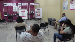 Gran afluencia en módulo del INE en Plaza Acaya