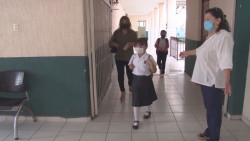 Calzado escolar sin logos políticos en Sinaloa