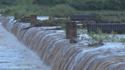 ¡Así luce la presa derivadora después de las lluvias!