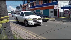 Le disparan a mujer en clínica de La Montuosa