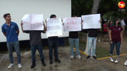 En medio de aniversario, alumnos de ITMAZ manifiestan su inconformidad