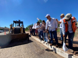 Pone en marcha alcalde obras de pavimentación en Misión del Real, Las Fuentes y Ejido Vicente Guerrero