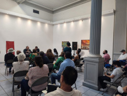 Presenta Carlos René Padilla su libro "Bavispe" en la Sala de Arte del Instituto Sonorense de Cultura