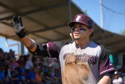Tomateros obtiene segunda victoria en pretemporada