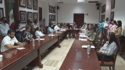 Define en Cabildo de Culiacán a ganadores del premio Coltzin al mérito ciudadano