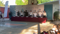 Se realiza Lunes Cívico en Escuela Primaria de la colonia La Sirena