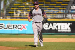 Algodoneros vence en amistoso a Tomateros