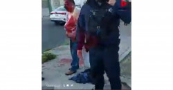 Dan golpiza a asaltante que disparó a uno de los pasajeros