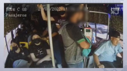 Trabajan en la identificación del asaltante con arma blanca