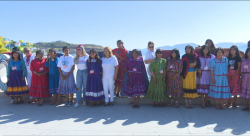 Niñas Tarahumaras conocen el mar