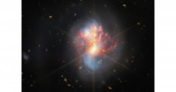 Telescopio Webb muestra dos galaxias fusionándose