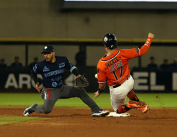 Algodoneros evita la barrida ante Naranjeros