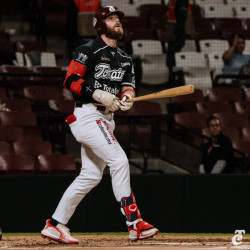 Cabbage con HR empareja la serie en Culiacán