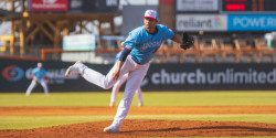 José Luis Bravo es el pitcher del año en sucursales