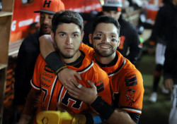 Naranjeros asegura serie frente a Tomateros
