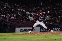 Las Estrellas contratan al lanzador mexicano de Grandes Ligas Oliver Pérez