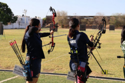 Tiro con arco de la UAS califica con equipo completo a la Universiada Regional 2023