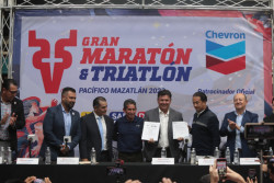 Presentan en la CDMX el Gran Maratón y Gran Triatlón Pacífico 2023