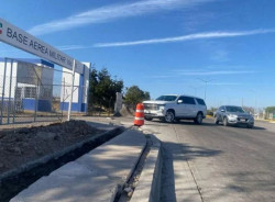 Llega AMLO a Culiacán en las instalaciones de la Base Aérea Militar