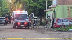 Ejecutan a dos personas al interior de una vivienda en el El Palmito, en Culiacán
