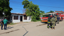 Se incendia vivienda en la colonia Buenos Aires