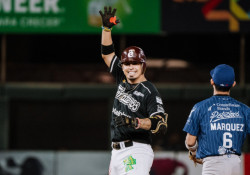 Regresa Ramiro Peña a Tomateros de Culiacán